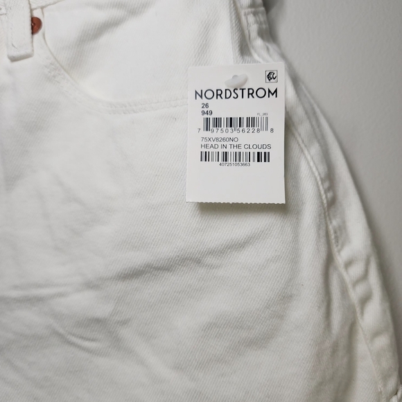 BlankNyc White Denim 'Head In The Clouds' Mom Shorts - Picture 4 of 6